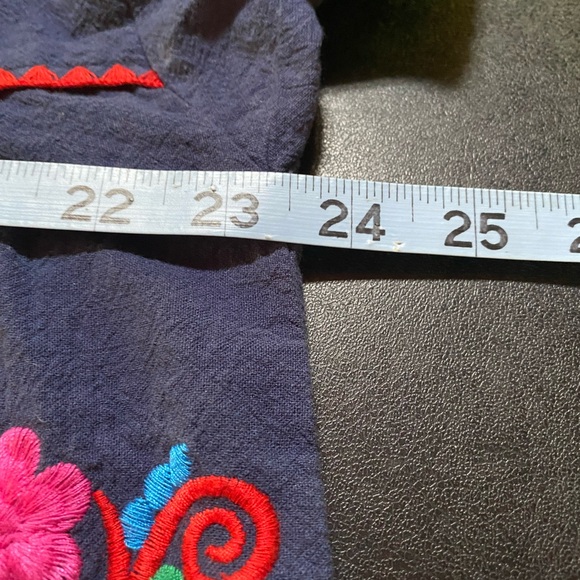 💥Mexican Embroidered Dress💥 - Picture 10 of 11